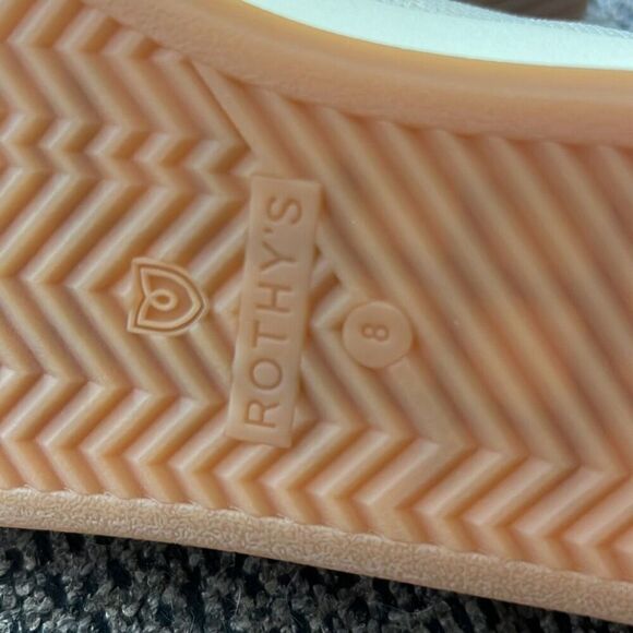 ✨Rothys The Lace Up Blond Sz 8 Sneakers✨ - Picture 12 of 13